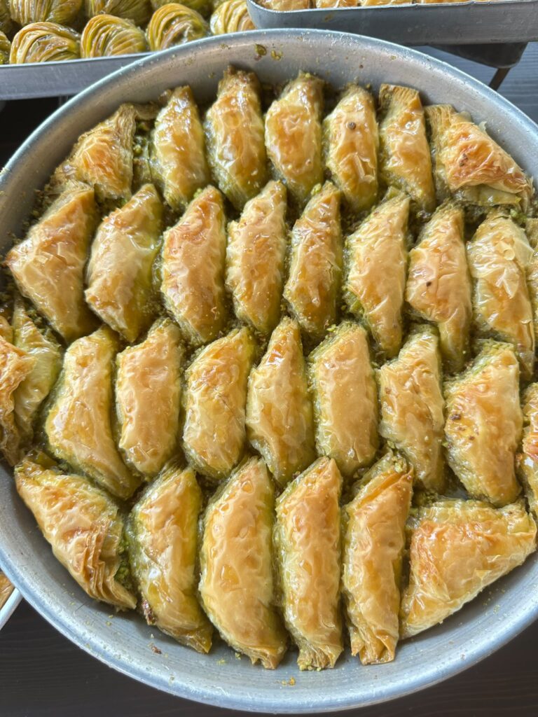 Fethiye Künefehane Şöbiyet Tatlısı